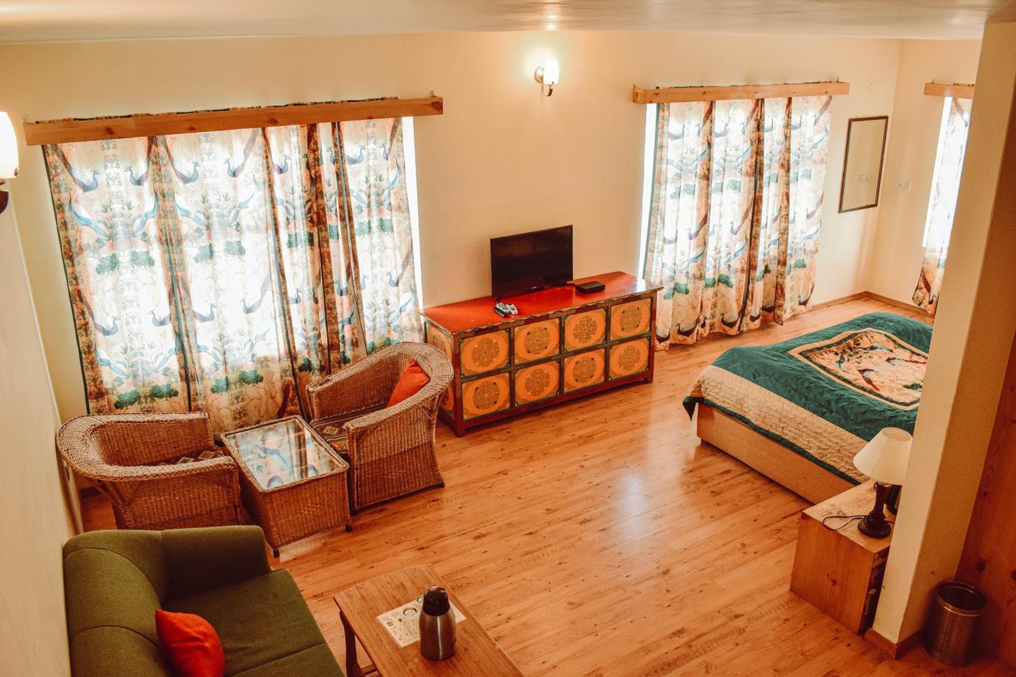 Hotel Lingzi Leh Luaran gambar